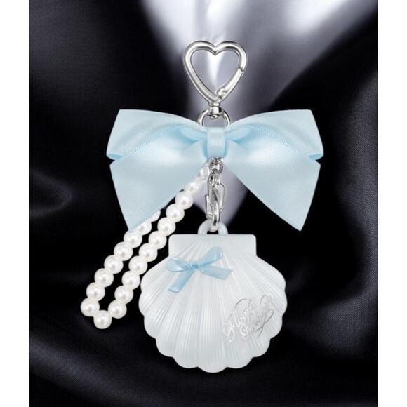 FLOWER KNOWS Shell's Jewel Collection Highlighter Balm BLUE TEARS w/ Charm ~ NIB - Picture 1 of 4